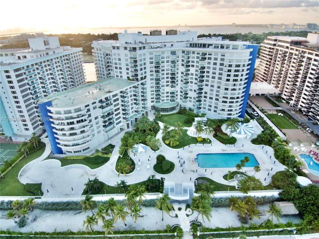 2 BR, 2 BA Apartment 5151 Collins Ave # 428, Miami Beach FL 33140, Miami Beach, FL 33140