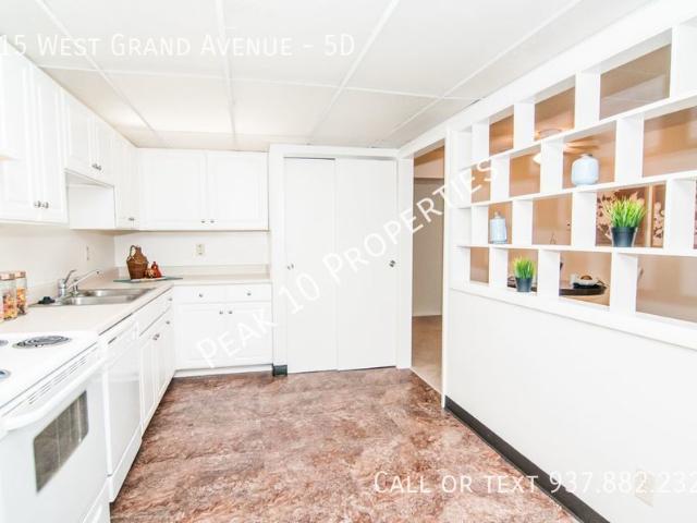 2 BR, 2 BA Apartment 515 West Grand Avenue, Dayton, OH 45405