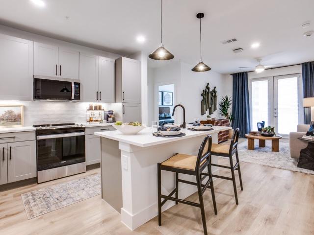 2 BR, 2 BA Apartment 521 J Place Unit 2544, Plano, TX 75074