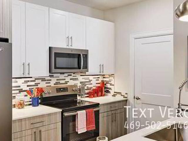 2 BR, 2 BA Apartment 5225 Town and Country Blvd, Frisco, TX 75034