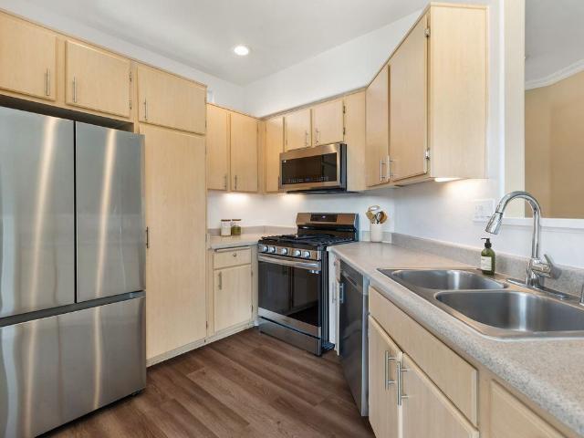 2 BR, 2 BA Apartment 5240 Corte Bocina Unit 011 114, Camarillo, CA 93012
