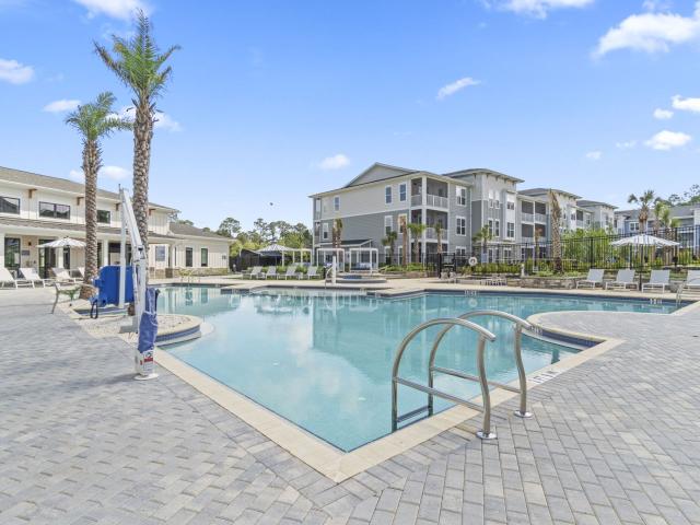 2 BR, 2 BA Apartment 5251 West 9 Mile Road Unit 3304, Pensacola, FL 32526