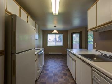 2 BR, 2 BA Apartment 52520 Southwest 4th Street Unit D07, Scappoose, OR 97056