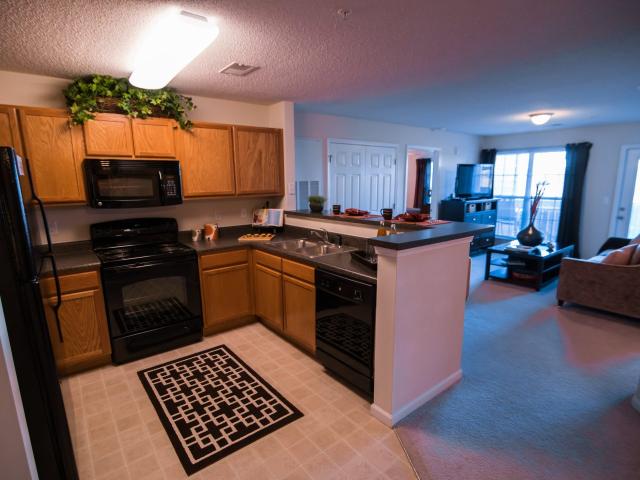 2 BR, 2 BA Apartment 5269 Hilltop Rd Unit 5277 M, Greensboro, NC 27407
