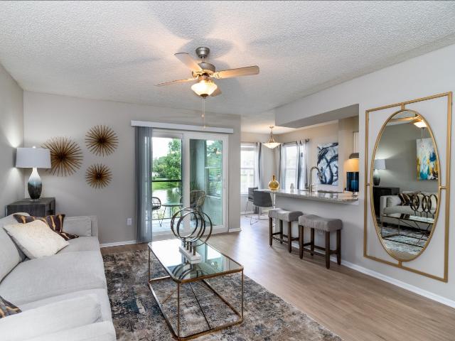 2 BR, 2 BA Apartment 5307 Reflections Club Drive Unit 108, Tampa, FL 33634