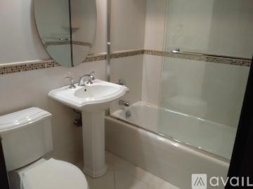 2 BR, 2 BA Apartment 531 West 235th St, Unit 4A, New York City, NY 10463