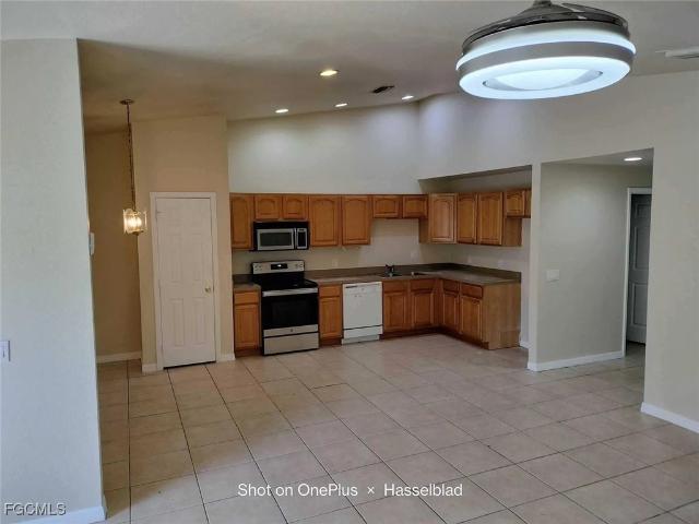2 BR, 2 BA Apartment 531 Alabama Road South, Lehigh Acres, FL 33974