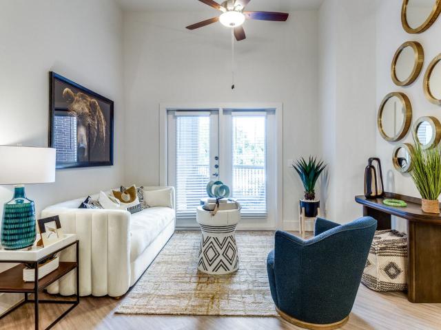 2 BR, 2 BA Apartment 536 Davidson Drive Unit 1327, Garland, TX 75040
