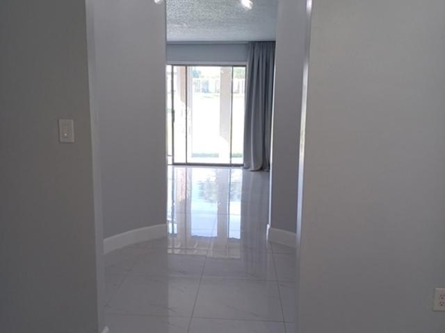 2 BR, 2 BA Apartment 536 Orange Drive, Unit 11, Altamonte Springs, FL 32701