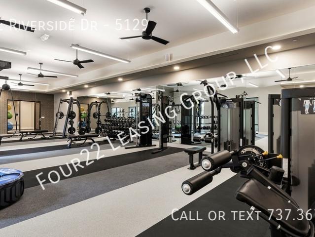 2 BR, 2 BA Apartment 6400 E Riverside Dr, Austin, TX 78741