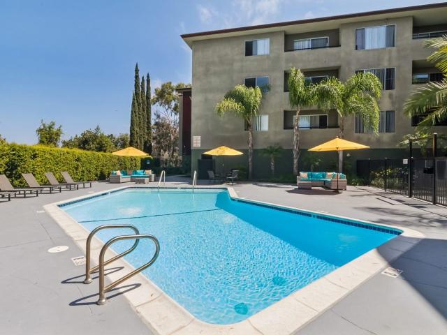 2 BR, 2 BA Apartment 6560 Montezuma Rd Unit 317, San Diego, CA 92115