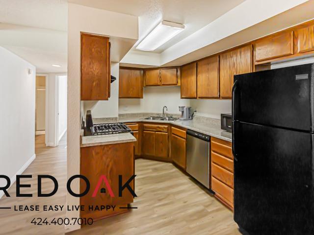 2 BR, 2 BA Apartment 6601 Victoria Avenue, Highland, CA 92346