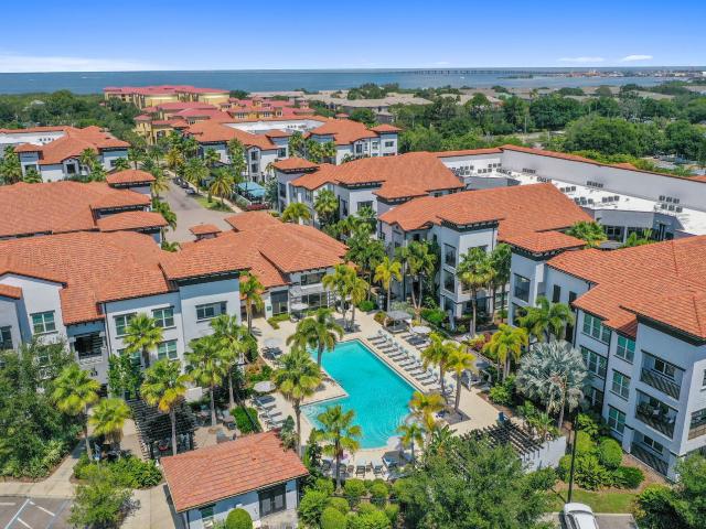 2 BR, 2 BA Apartment 6608 South West Shore Blvd Unit 2225, Tampa, FL 33616
