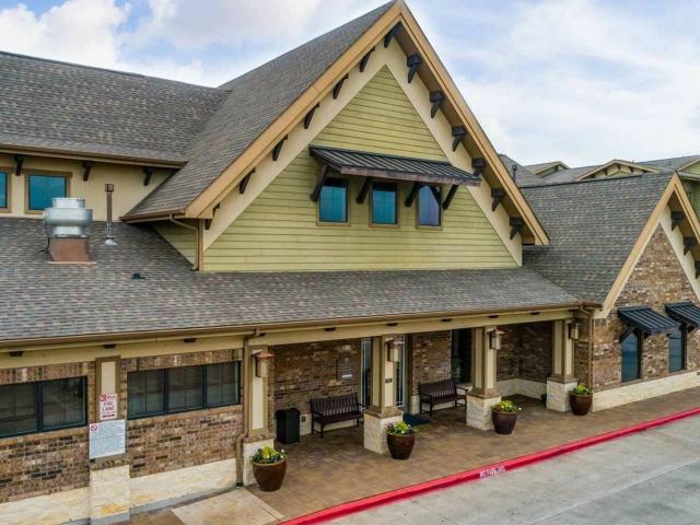2 BR, 2 BA Apartment 6700 Queenston Boulevard Unit 831, Houston, TX 77084