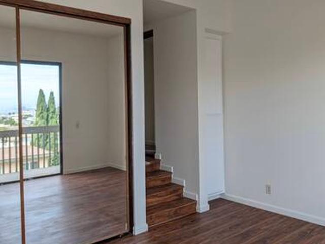 2 BR, 2 BA Apartment 672 West 24th Street, Unit 4, Los Angeles, CA 90731