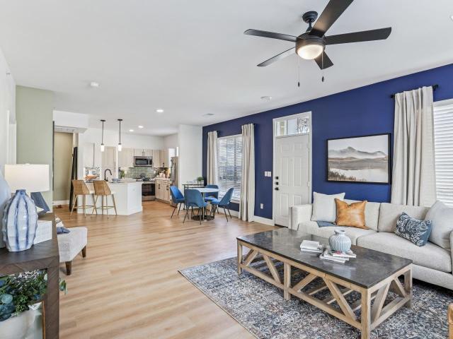 2 BR, 2 BA Apartment 6740 Davidson St Unit 04 031, The Colony, TX 75056