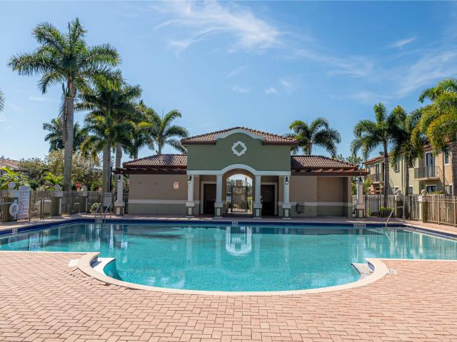 2 BR, 2 BA Apartment 678 Northeast 35th Avenue Unit 3585 205, Homestead, FL 33033