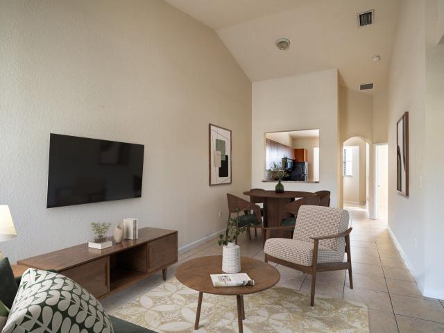 2 BR, 2 BA Apartment 679 Northeast 35th Avenue Unit 3555 206, Homestead, FL 33033