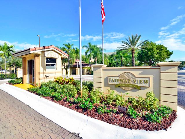 2 BR, 2 BA Apartment 6881 Nw 173rd Dr Unit 206, Hialeah, FL 33015