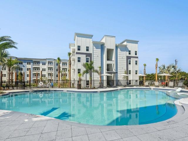 2 BR, 2 BA Apartment 6908 Simmons Loop Unit 401, Riverview, FL 33578