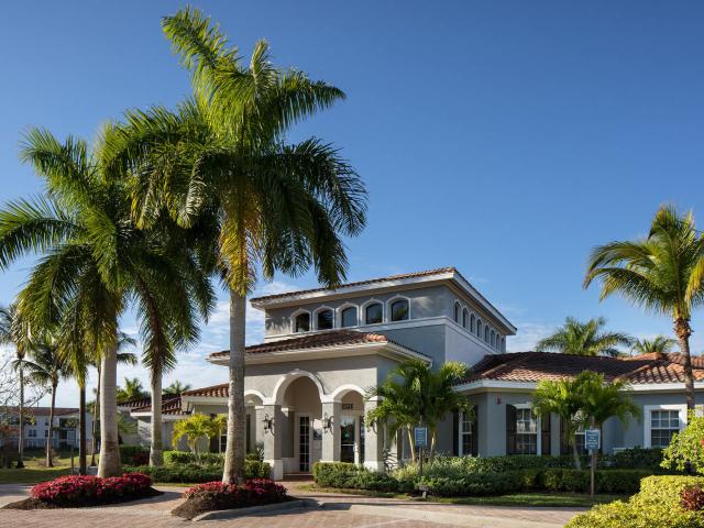 2 BR, 2 BA Apartment 6975 Sierra Club Circle Unit 1206, Naples, FL 34113