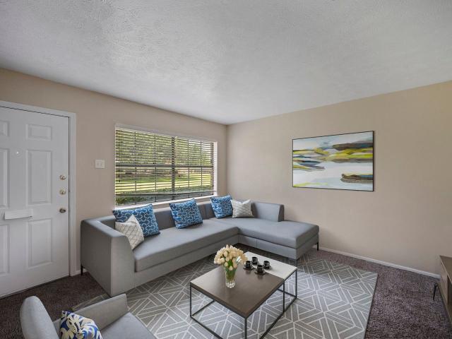 2 BR, 2 BA Apartment 603 W Center St Unit 14 201, Duncanville, TX 75116