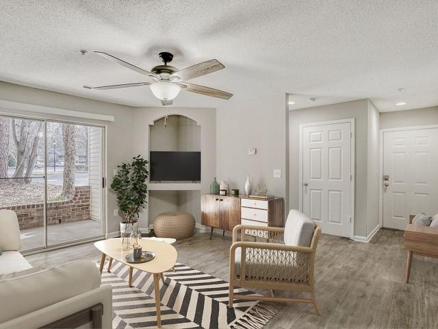 2 BR, 2 BA Apartment 6000 Regal Estate Lane Unit 205, Charlotte, NC 28212