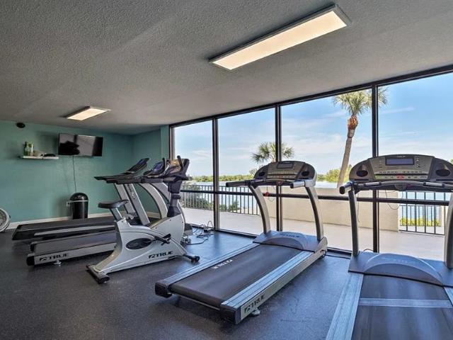 2 BR, 2 BA Apartment 6009 Sea Ranch Drive, Hudson, FL 34667