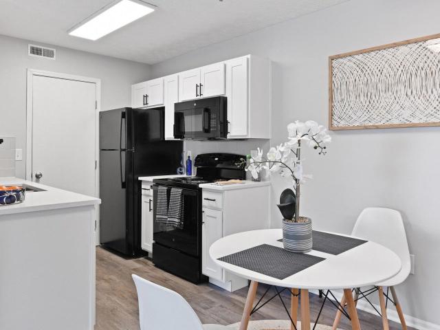 2 BR, 2 BA Apartment 600 Trinity Marsh Unit 315591NT, Columbus, OH 43228