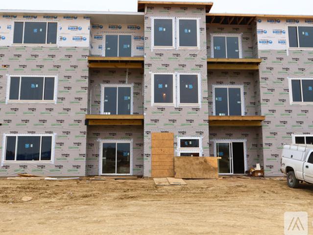 2 BR, 2 BA Apartment 600 Salem Ave, Unit 2, Orange City, IA 51041