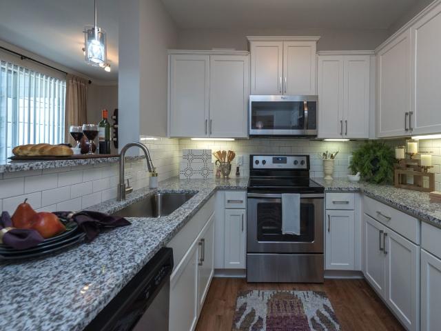2 BR, 2 BA Apartment 6015 State Bridge Rd Unit 5104, Duluth, GA 30097