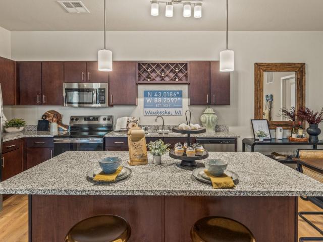 2 BR, 2 BA Apartment 601 Sierra Circle Unit 211, Waukesha, WI 53188