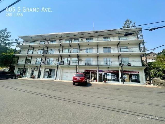 2 BR, 2 BA Apartment 605 S Grand Ave Pullman, WA 99163