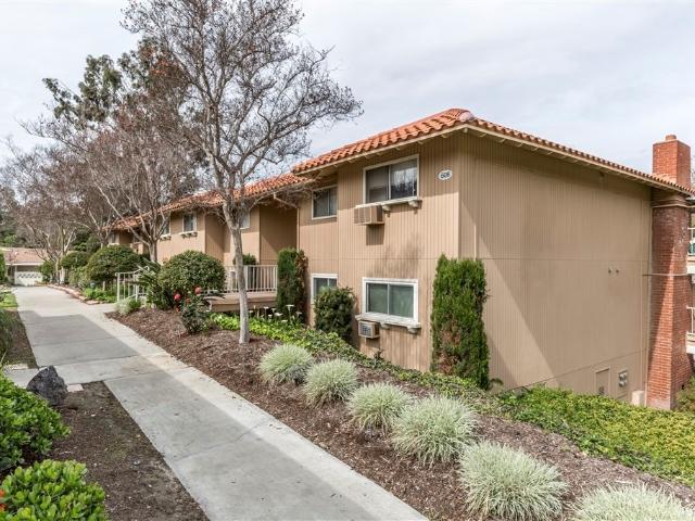 2 BR, 2 BA Apartment 606 Avenida Sevilla, Laguna Woods, CA 92637