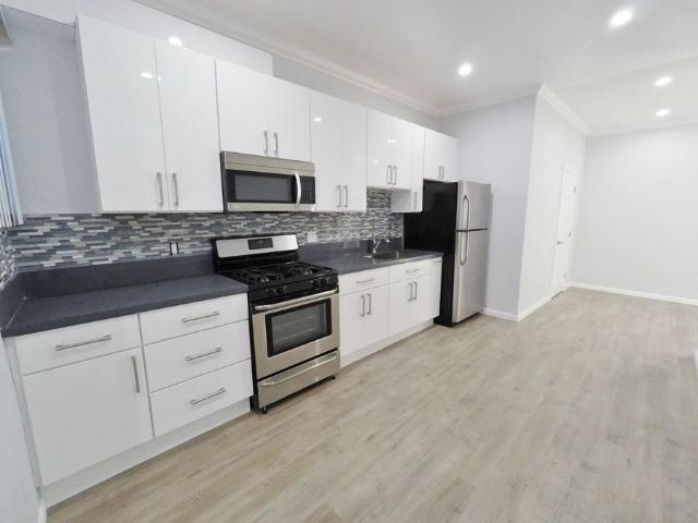 2 BR, 2 BA Apartment 608 22nd Street, Oakland, CA 94612