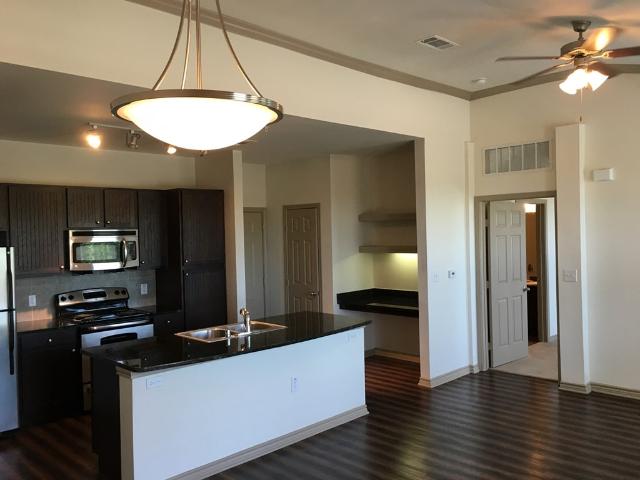 2 BR, 2 BA Apartment 6100 Browning Drive Unit 03 03205, North Richland Hills, TX 76180