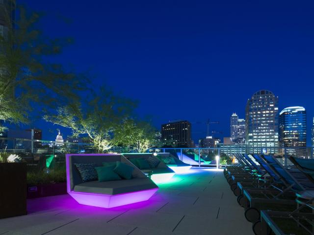 2 BR, 2 BA Apartment 610 West 7th St, Austin, TX 78701