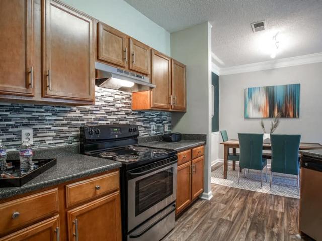 2 BR, 2 BA Apartment 6114 Riverdale Road Unit 3204, Atlanta, GA 30349