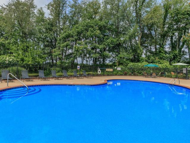 2 BR, 2 BA Apartment 6115 Pebblebrook Lane Unit 6080135, Kent, OH 44240