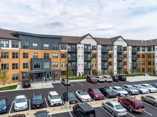 2 BR, 2 BA Apartment 617 8th Ave. NW Unit 136, Saint Paul, MN 55112