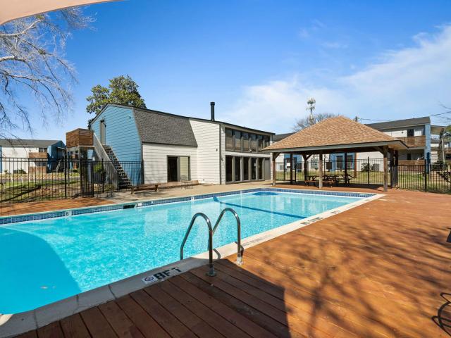 2 BR, 2 BA Apartment 614 Gilmer Road Unit 265, Longview, TX 75604