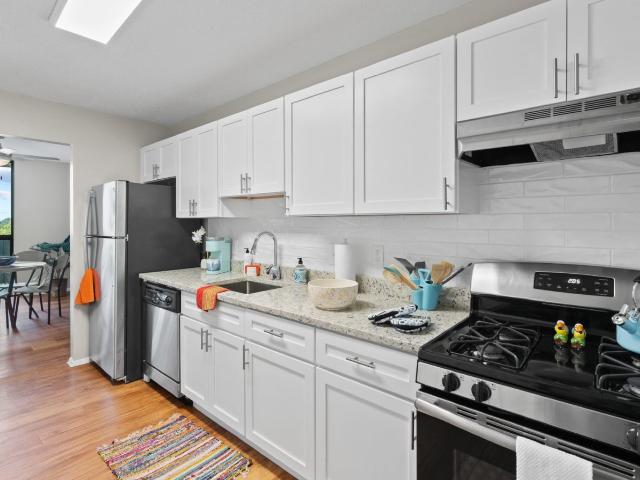 2 BR, 2 BA Apartment 6200 Westchester Park Drive Unit 1611, College Park, MD 20740