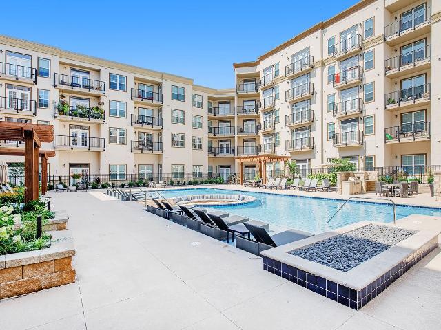 2 BR, 2 BA Apartment 6201 Johnson Drive Unit 440, Mission, KS 66202