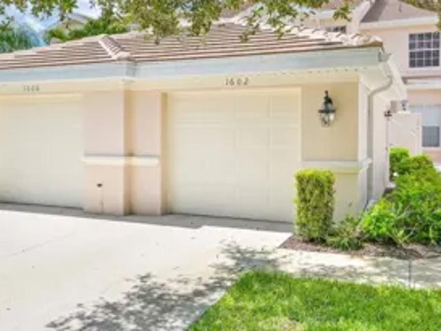 2 BR, 2 BA Apartment 6215 Wilshire Pines Cir, Naples, FL 34109