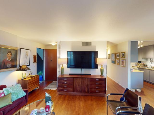 2 BR, 2 BA Apartment 62 Surrey Lane, San Rafael, CA 94903