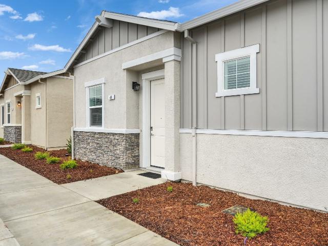 2 BR, 2 BA Apartment 6350 Baseline Road Unit 200, Roseville, CA 95747
