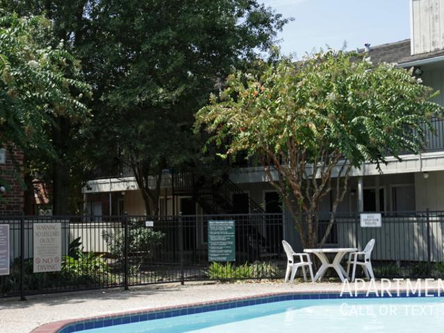 2 BR, 2 BA Apartment 6 Greens Rd @ Imperial Valley Dr MB, Houston, TX 77060