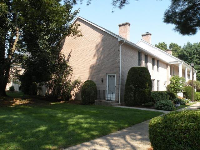 2 BR, 2 BA Apartment 6 Mansion Woods Dr, Agawam, MA 1001