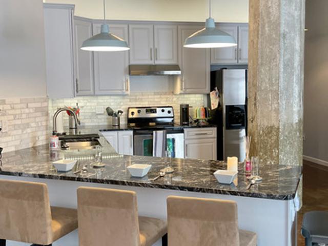 2 BR, 2 BA Apartment 745 Washington Street, Unit 508, Toledo, OH 43604