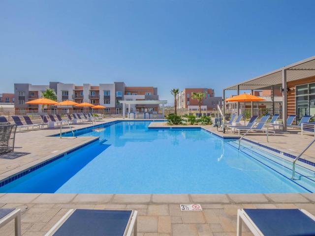 2 BR, 2 BA Apartment 74699 Technology Drive Unit 8309, Palm Desert, CA 92211